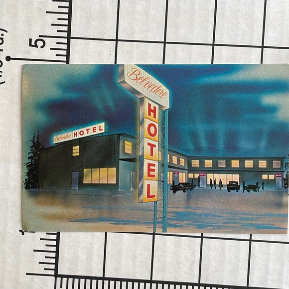 Vintage postcard of the Belvedere Hotel, Watson Lake, Yukon Territory, Canada - Picture 5 of 7